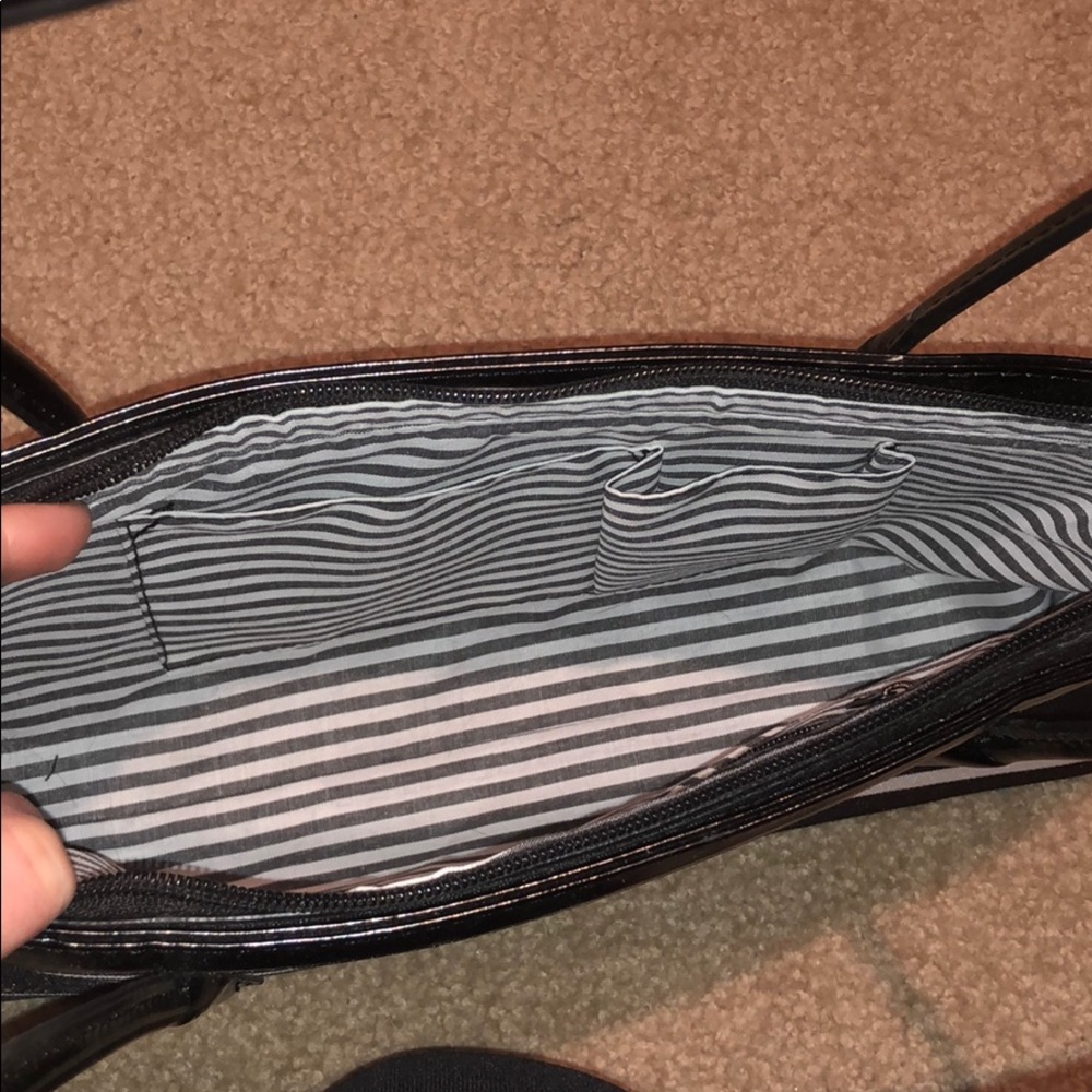 Purse - Picture 2 of 3